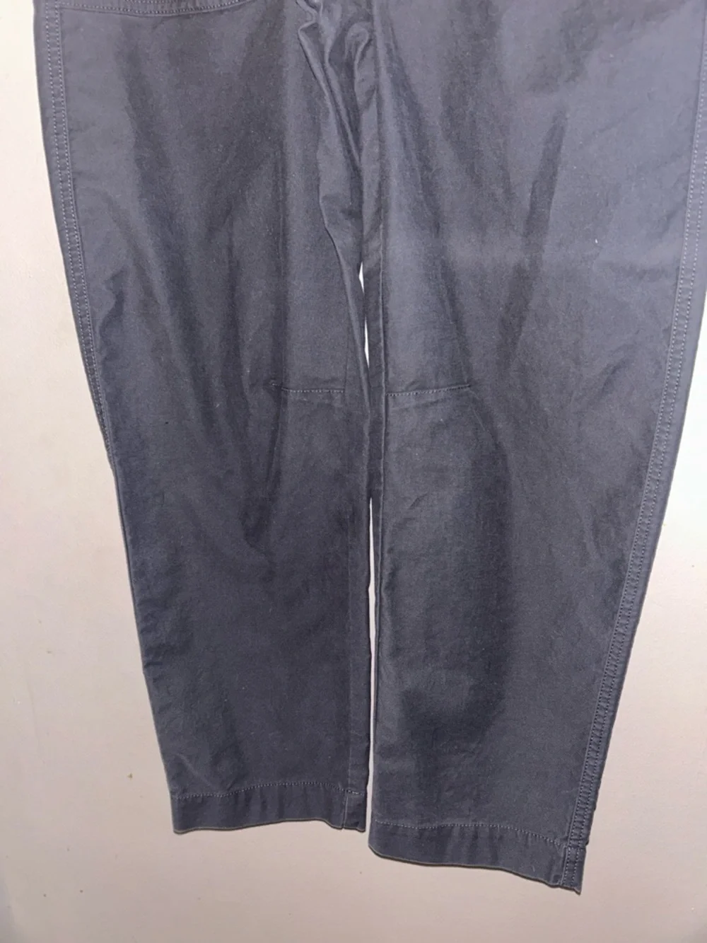 Banana Republic Pants - dark gray barrel leg utility chino - Picture 4 of 14